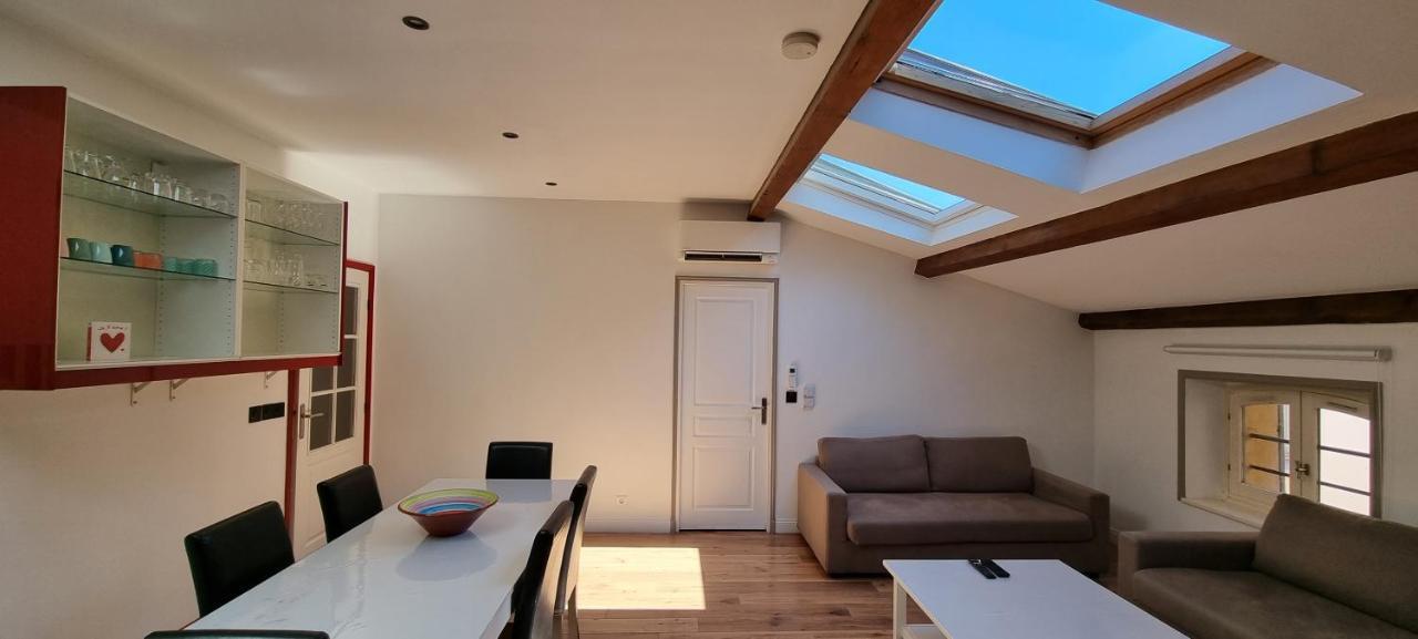 Loft 80m2 en plein cœur de la vieille ville 3 étoiles Toulon Extérieur photo
