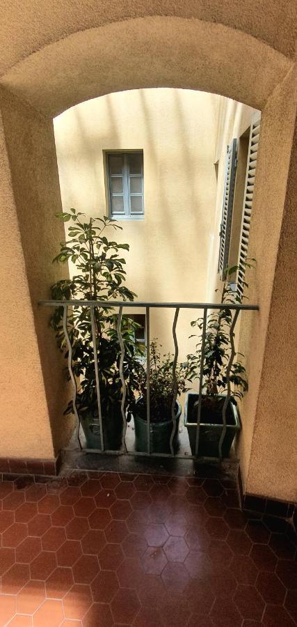 Loft 80m2 en plein cœur de la vieille ville 3 étoiles Toulon Extérieur photo
