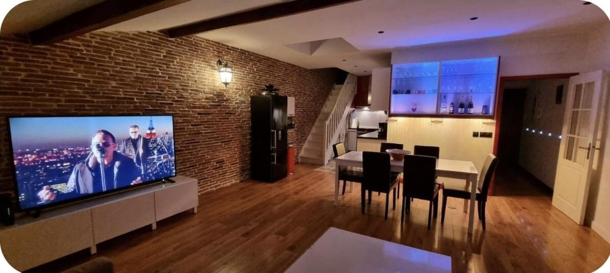 Loft 80m2 en plein cœur de la vieille ville 3 étoiles Toulon Extérieur photo